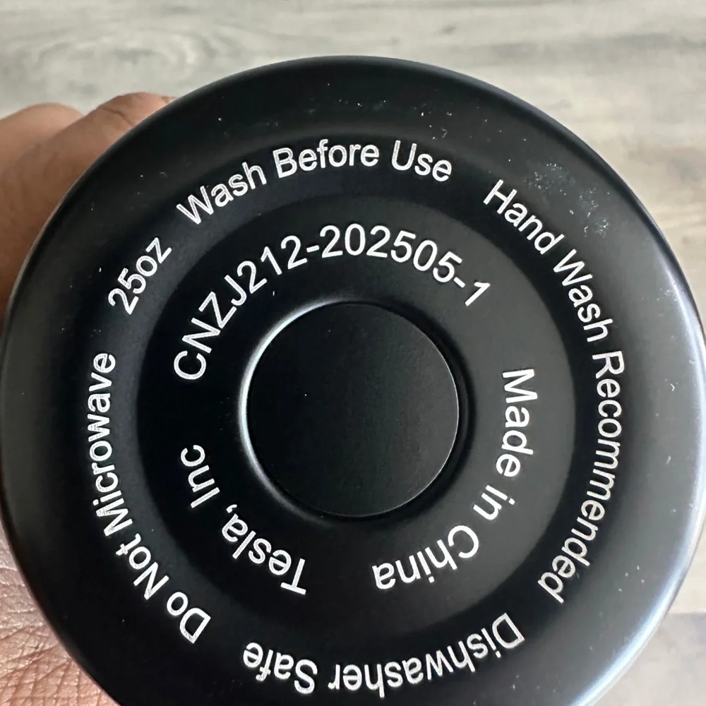 Tesla Water Bottle Genuine Surge H2GO Aluminum Tumbler 25oz Matte Black Lid NE - Picture 2 of 2